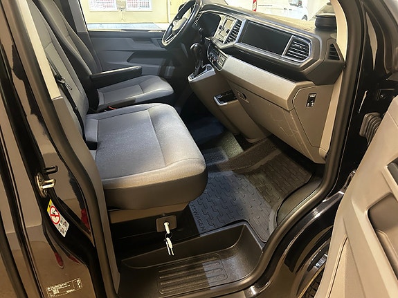 Volkswagen Transporter 11 of 23