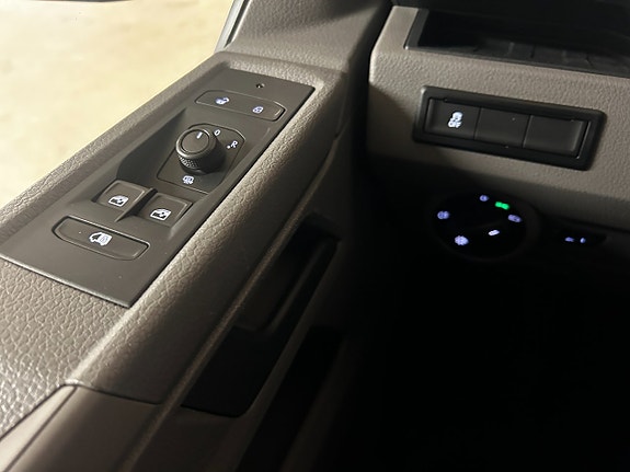 Volkswagen Transporter 15 of 23