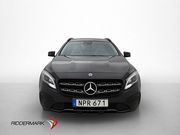 Mercedes-Benz GLA220 d 2 of 30