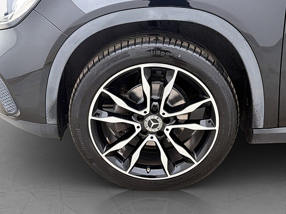 Mercedes-Benz GLA220 d 29 of 30