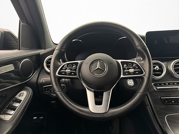 Mercedes-Benz GLC300 e 10 of 28