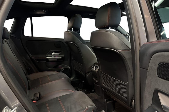 Mercedes-Benz GLA250 e 19 of 22