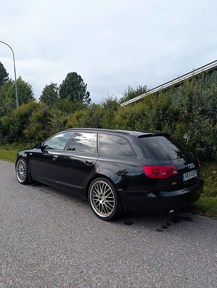 Audi A6 2 of 9