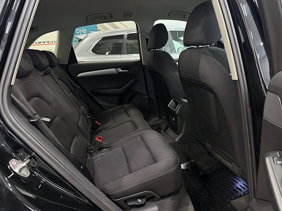 Audi Q5 7 of 12