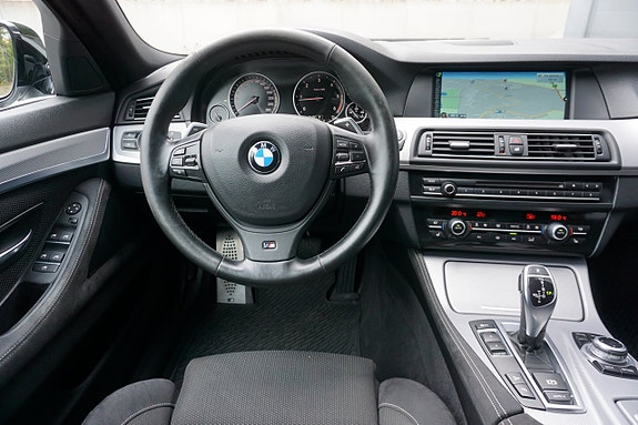 BMW 525d 25 of 30