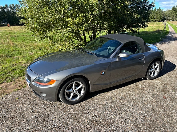 BMW Z4 8 of 10