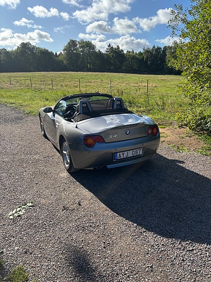 BMW Z4 4 of 10