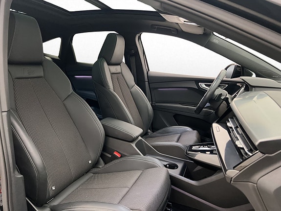 Audi Q4 e-tron 24 of 30