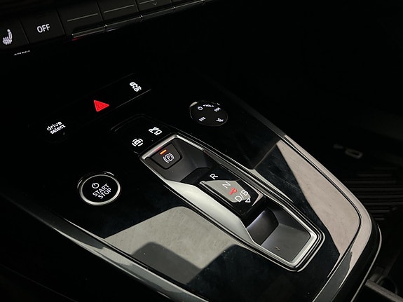 Audi Q4 e-tron 23 of 30