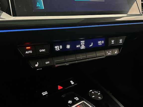 Audi Q4 e-tron 22 of 30