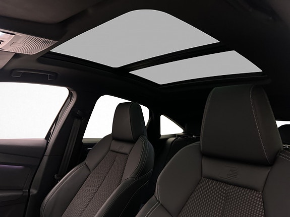 Audi Q4 e-tron 13 of 30