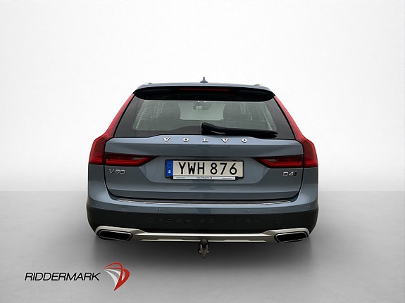 Volvo V90 Cross Country 7 of 30