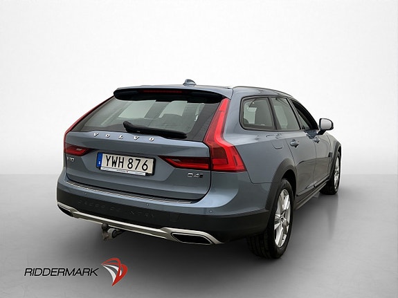 Volvo V90 Cross Country 8 of 30