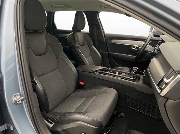 Volvo V90 Cross Country 30 of 30