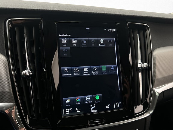 Volvo V90 Cross Country 24 of 30