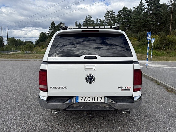 Volkswagen Amarok 2 of 9