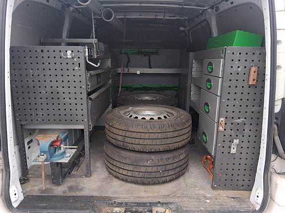 Mercedes-Benz Vito 116 2 of 5