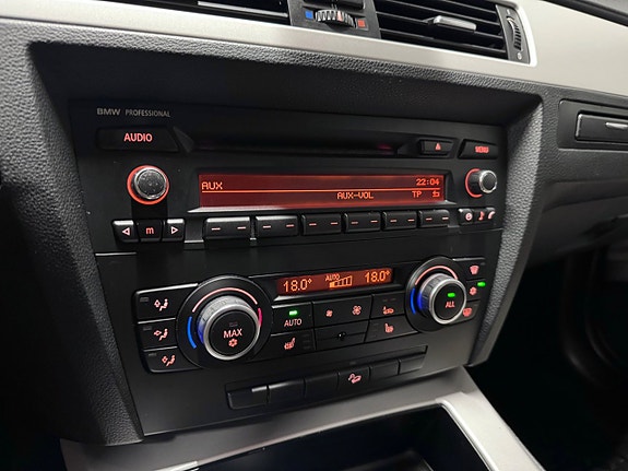BMW 325i 18 of 26