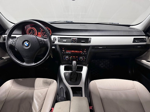BMW 325i 17 of 26