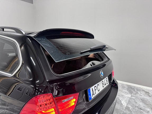 BMW 325i 8 of 26