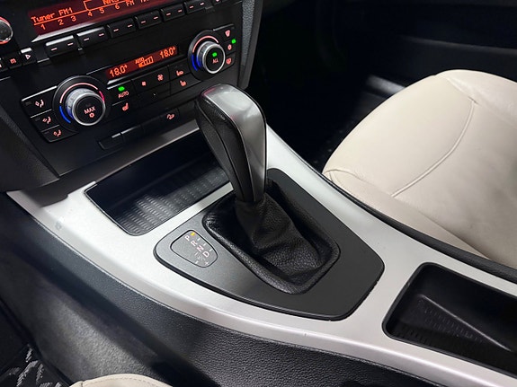 BMW 325i 19 of 26