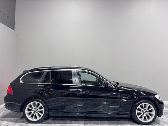 BMW 325i 10 of 26