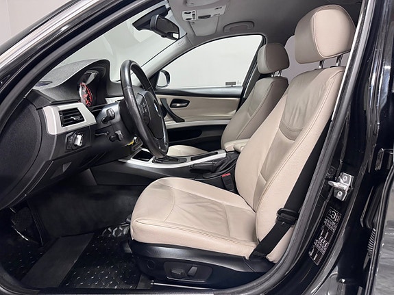 BMW 325i 14 of 26
