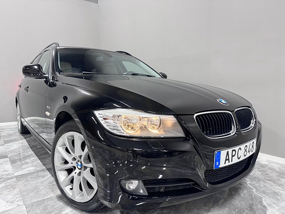 BMW 325i 2 of 26