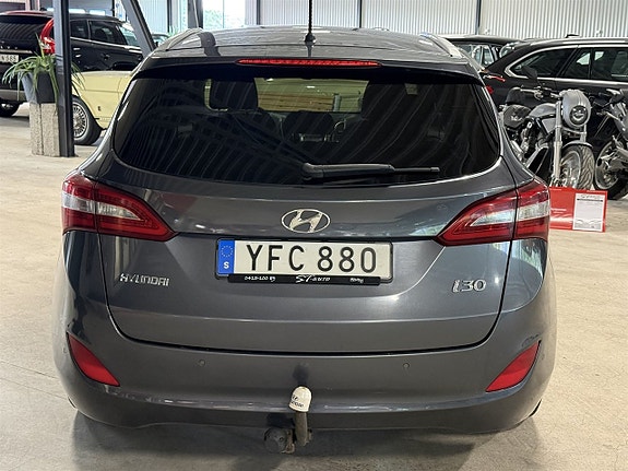 Hyundai i30 4 of 10