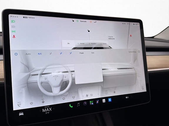 Tesla Model Y 22 of 30