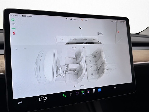 Tesla Model Y 23 of 30