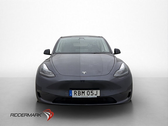 Tesla Model Y 3 of 30