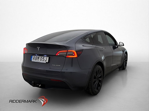 Tesla Model Y 6 of 30