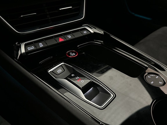 Audi e-tron GT 29 of 30