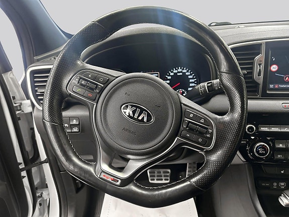 Kia Sportage 12 of 18