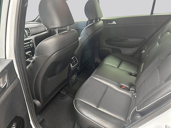 Kia Sportage 9 of 18