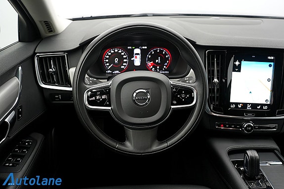 Volvo S90 19 of 30