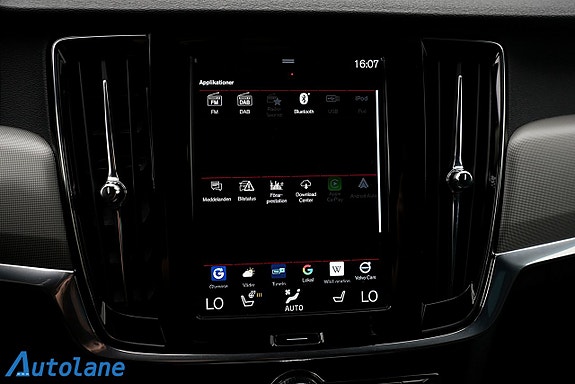 Volvo S90 24 of 30