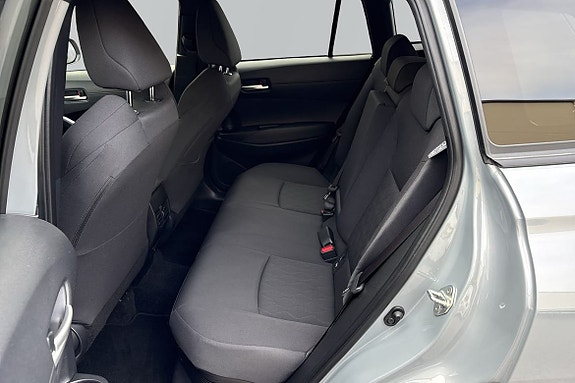 Toyota Corolla Cross 12 of 20