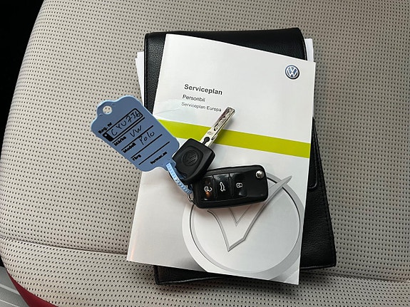Volkswagen UP! 25 of 27