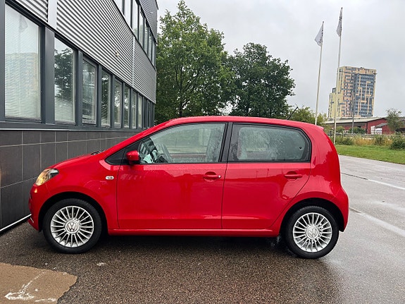Volkswagen UP! 7 of 27