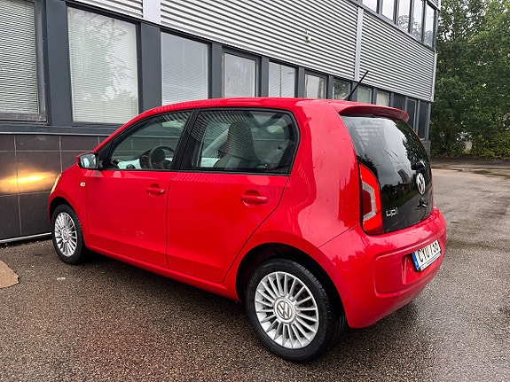 Volkswagen UP! 6 of 27