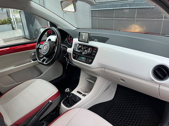 Volkswagen UP! 10 of 27
