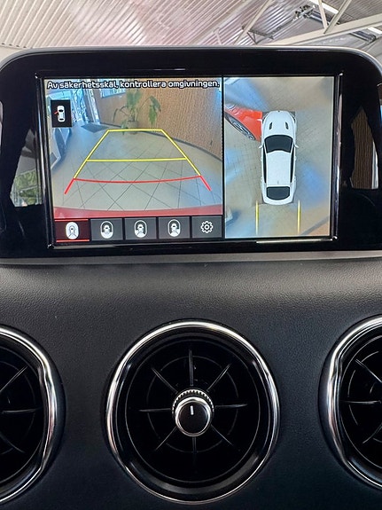 Kia Stinger 20 of 28