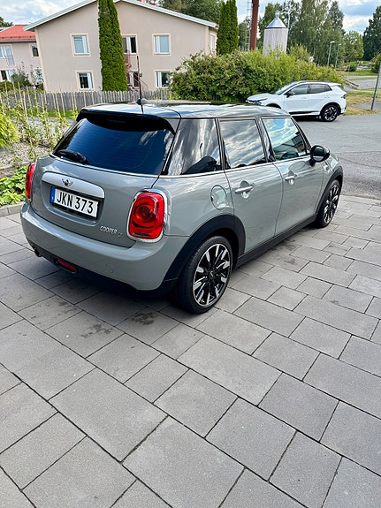 MINI Cooper 3 of 10