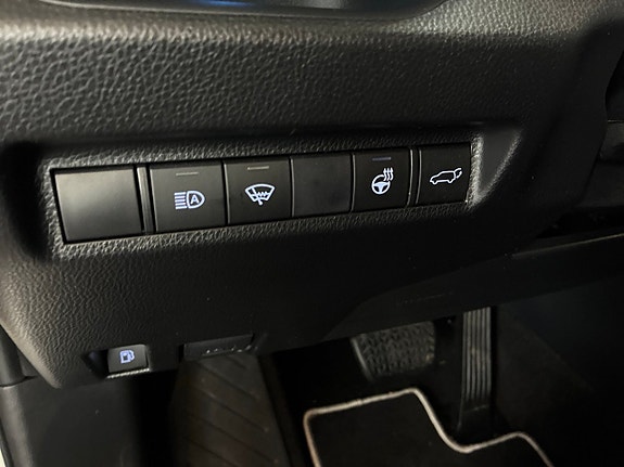 Toyota RAV4 20 of 23