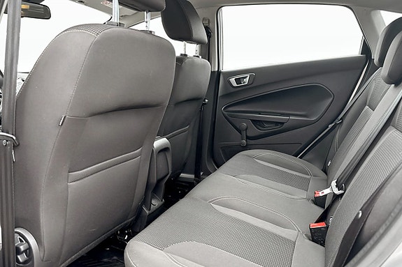 Ford Fiesta 10 of 12