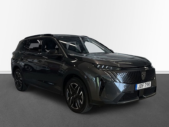 Peugeot 5008 3 of 10