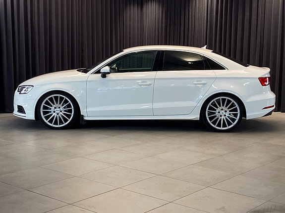Audi A3 3 of 30