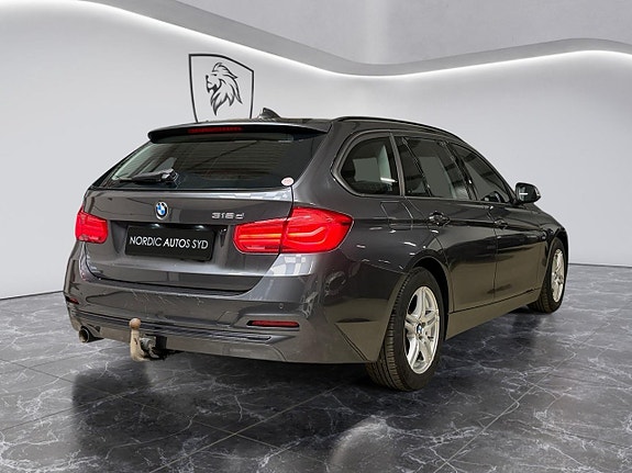 BMW 318d 5 of 21
